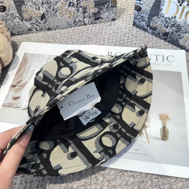 Dior hat (1212)
