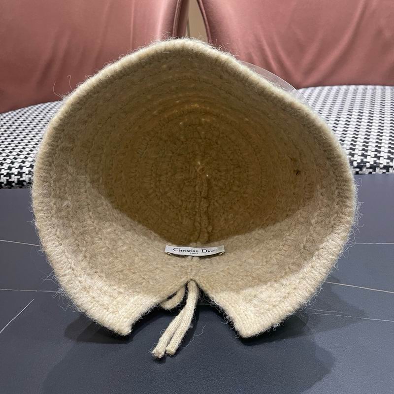 Dior hat (1500)
