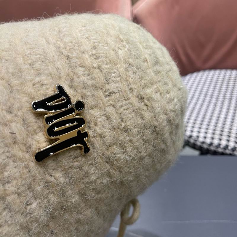 Dior hat (1501)