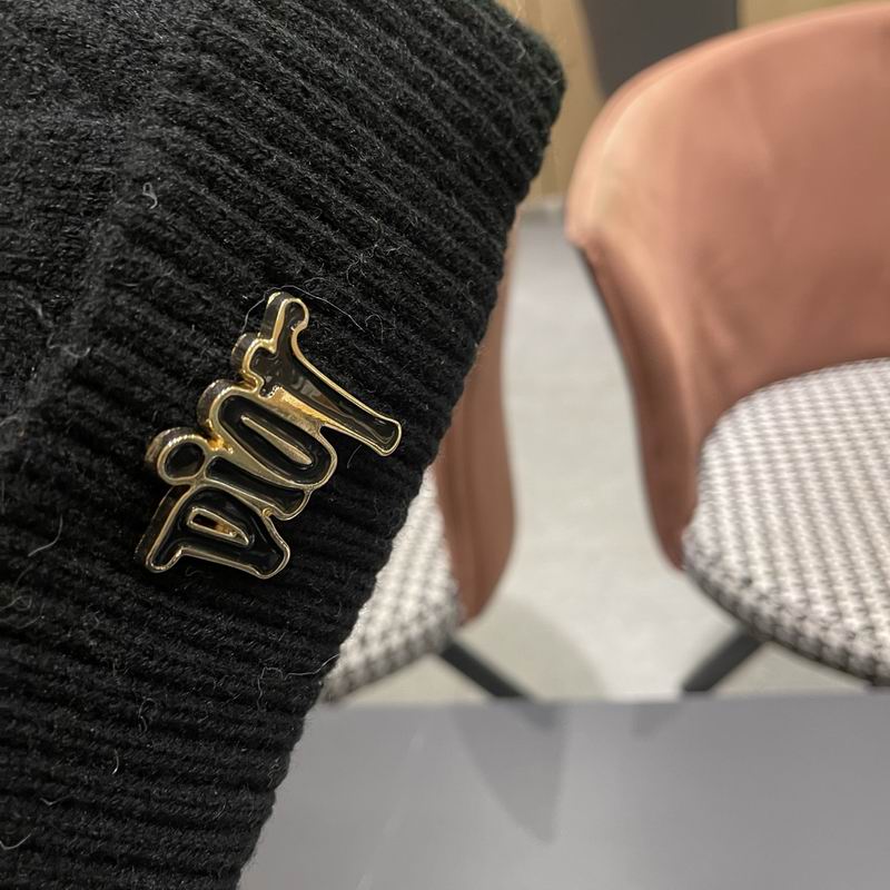 Dior hat (2424)