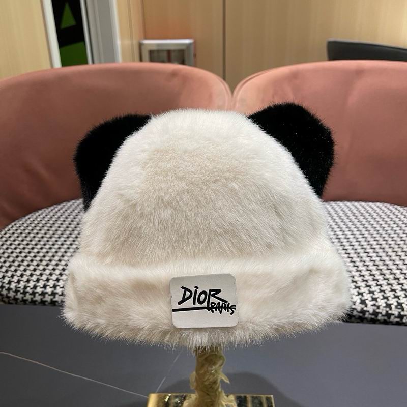 Dior hat (3200)