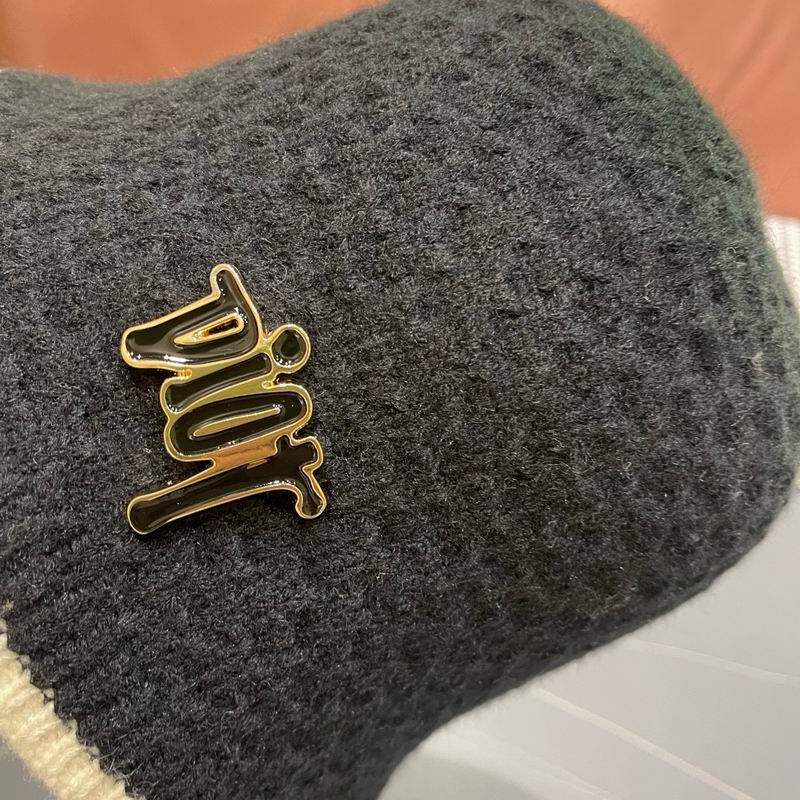 Dior hat (452)