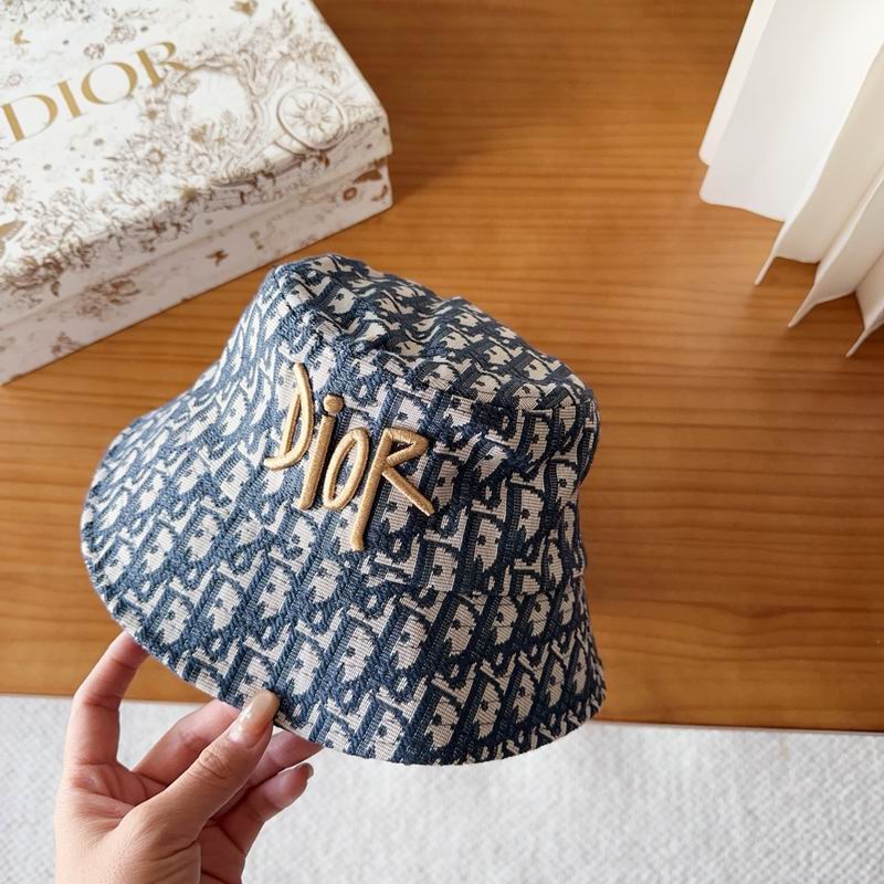 Dior hat dx (153)