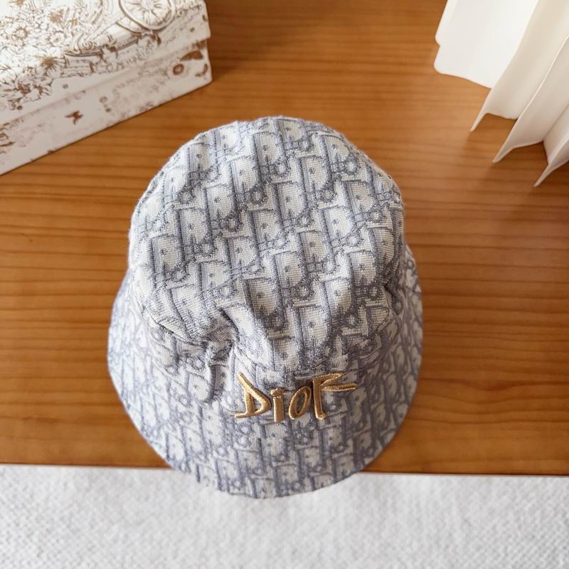 Dior hat dx (180)