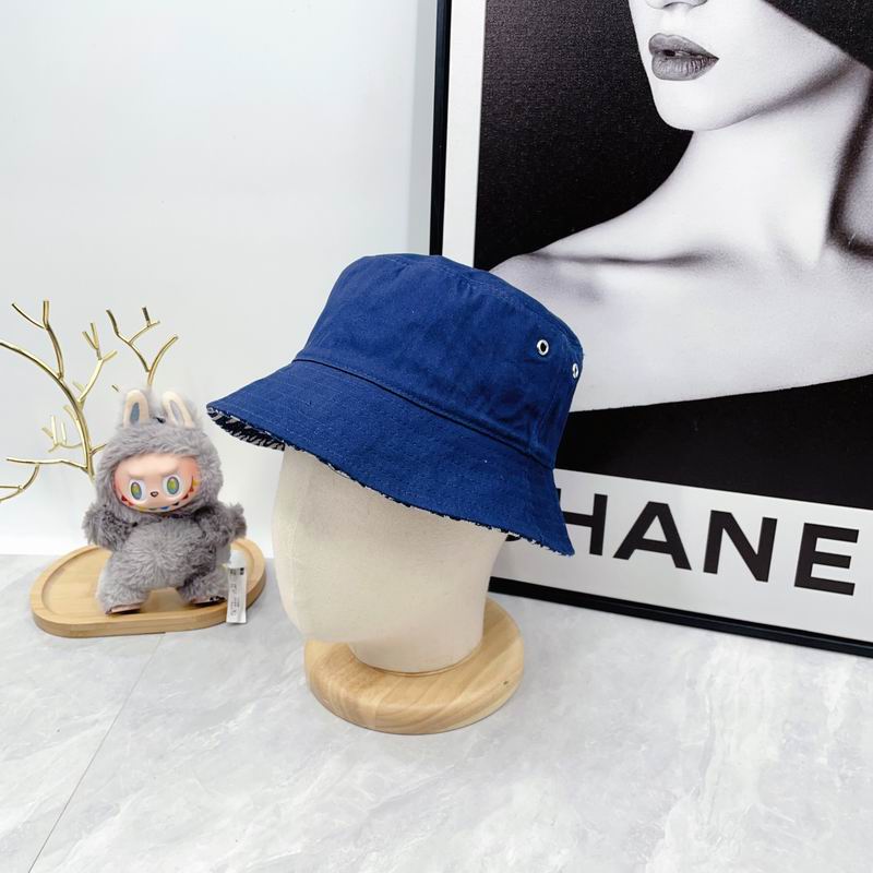 Dior hat dx (300)