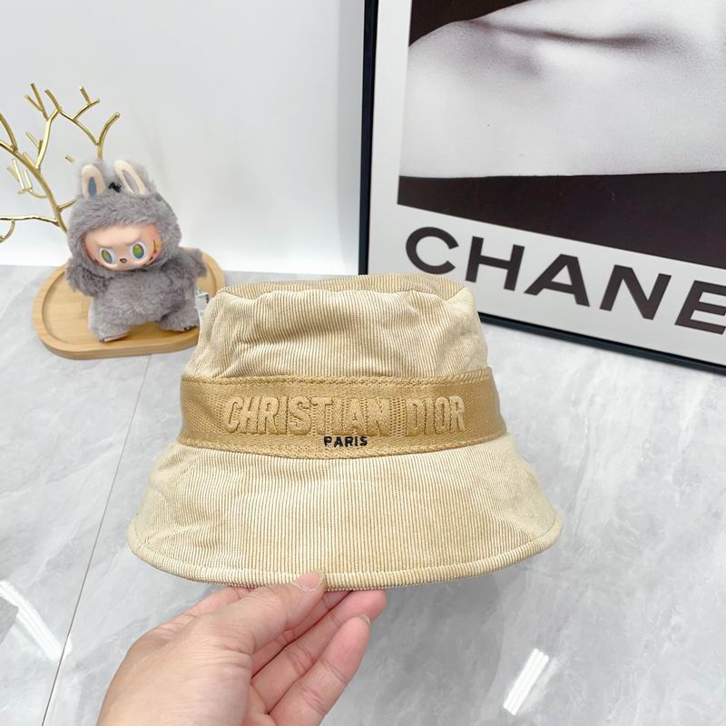 Dior hat dx (325)