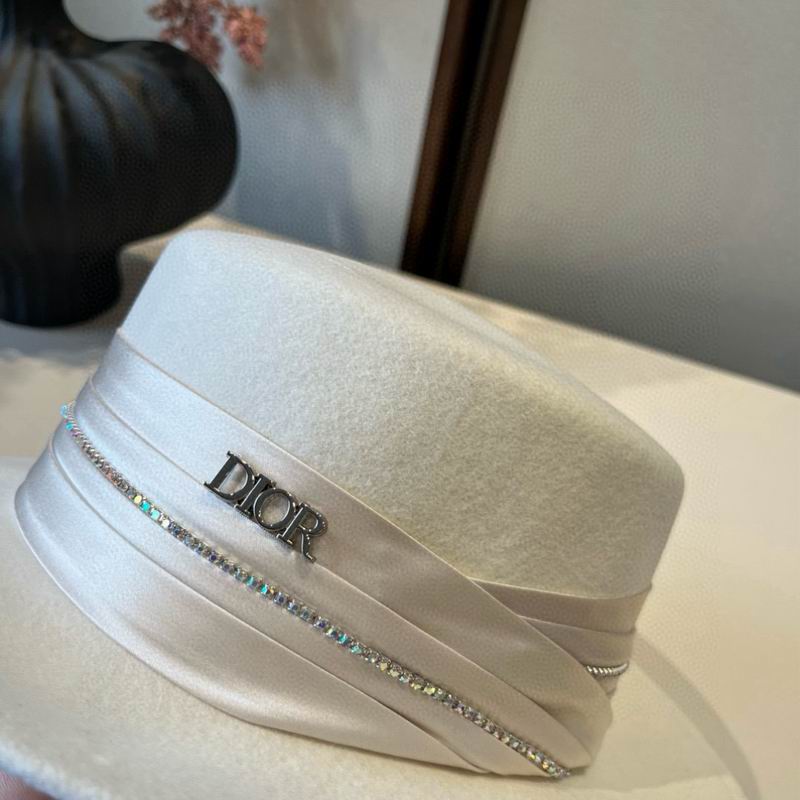Dior top hat (357)