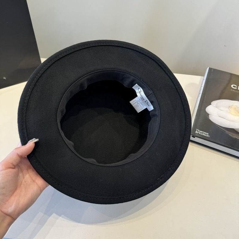 Dior top hat (391)