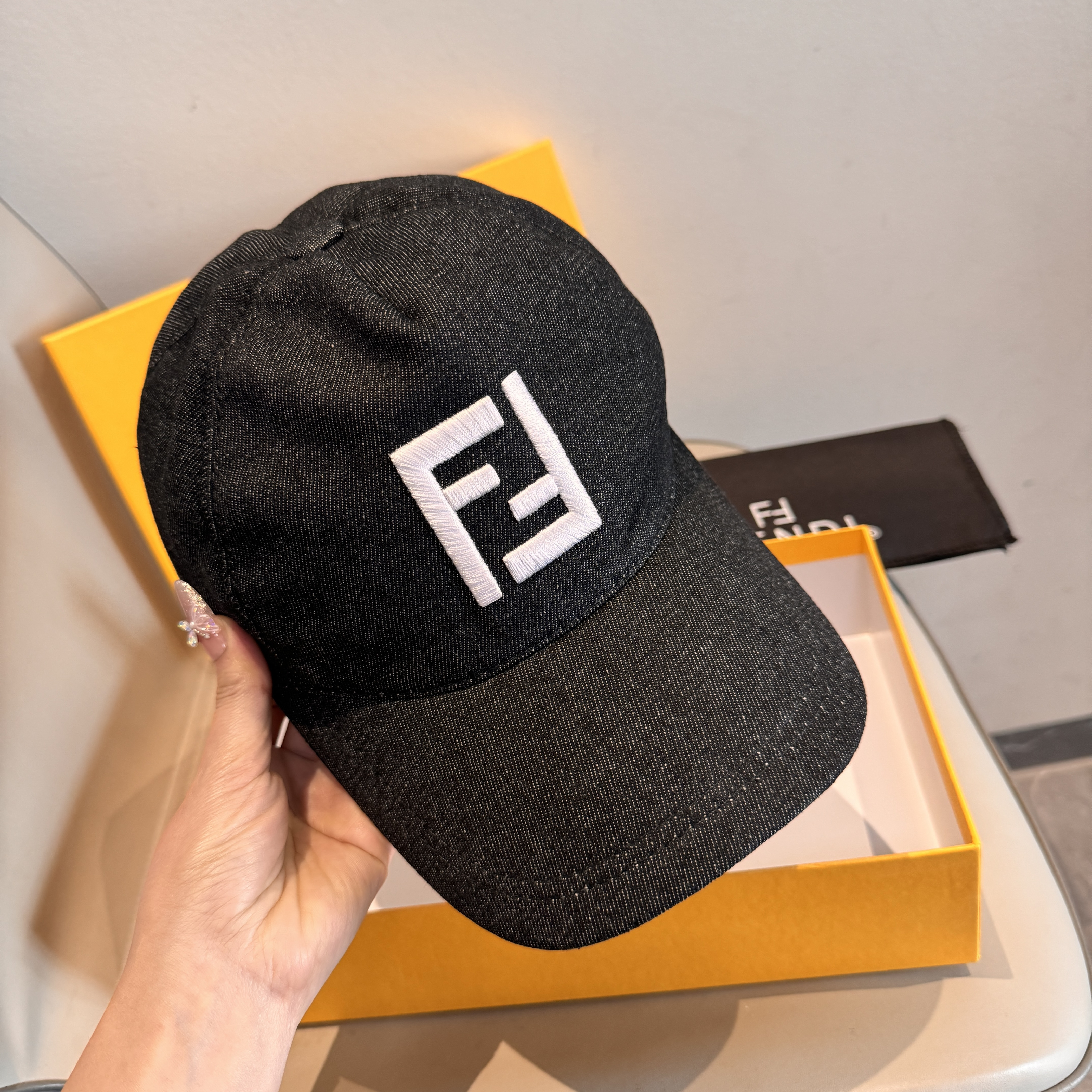 Fendi Cap（高版本）dx (223)