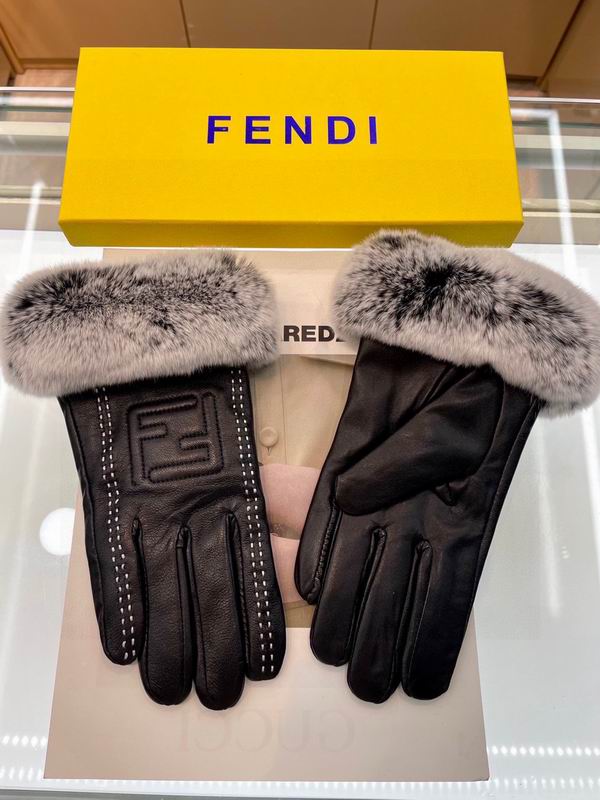 Fendi Gloves 59 (6)
