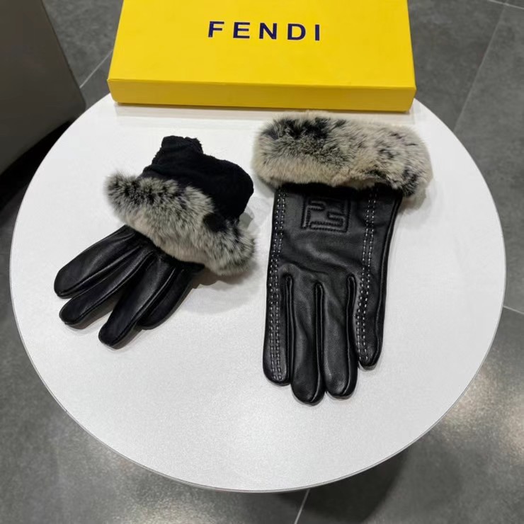 Fendi Gloves M L 32 (6)