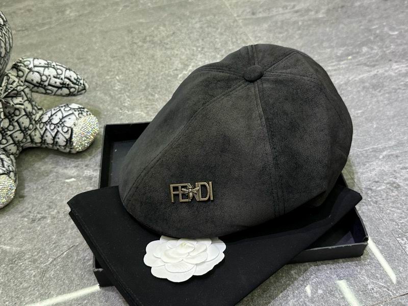 Fendi beret dx (36)
