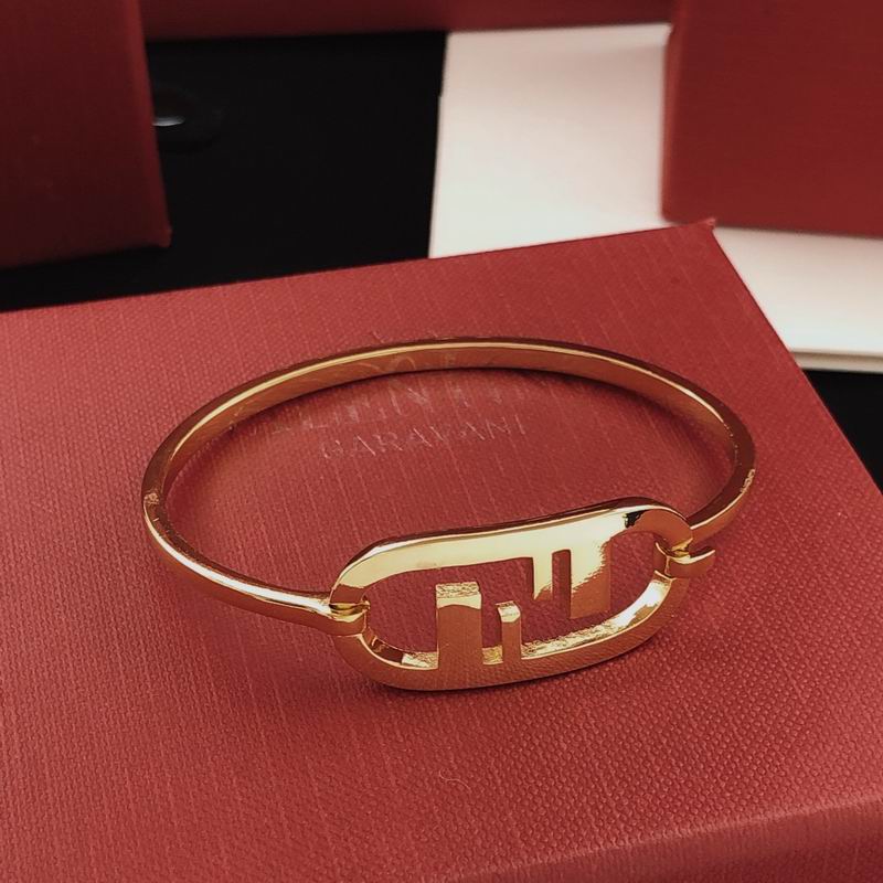 Fendi bracelet 01yxx06 (4)