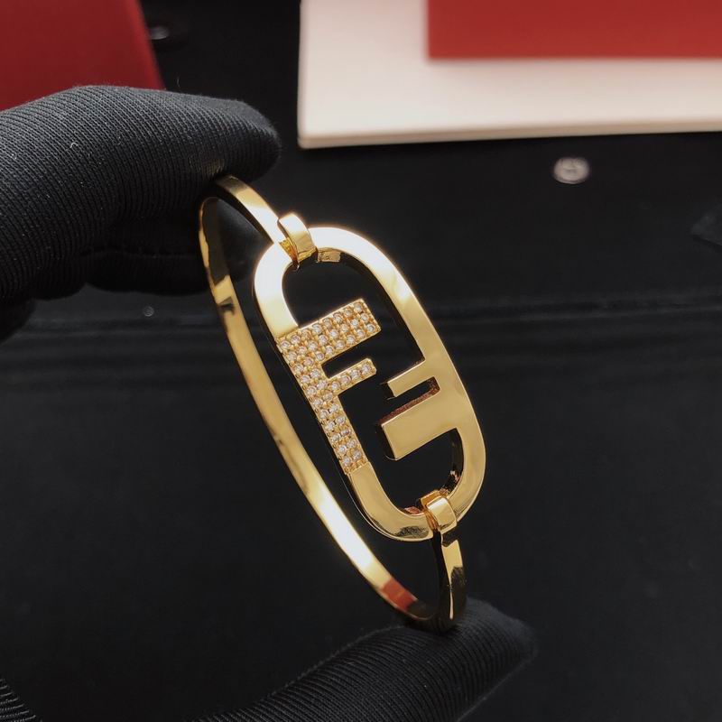 Fendi bracelet 01yxx06 (7)