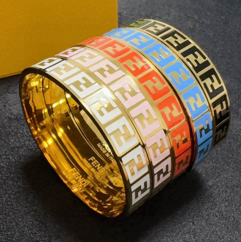 Fendi bracelet 11yxx02 (1)