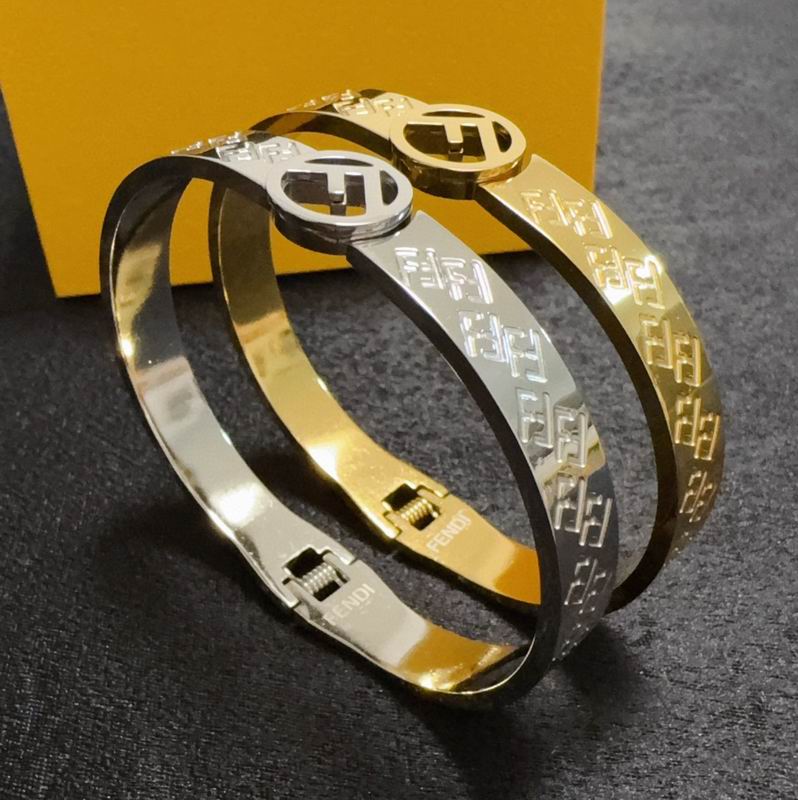 Fendi bracelet 11yxx03 (2)