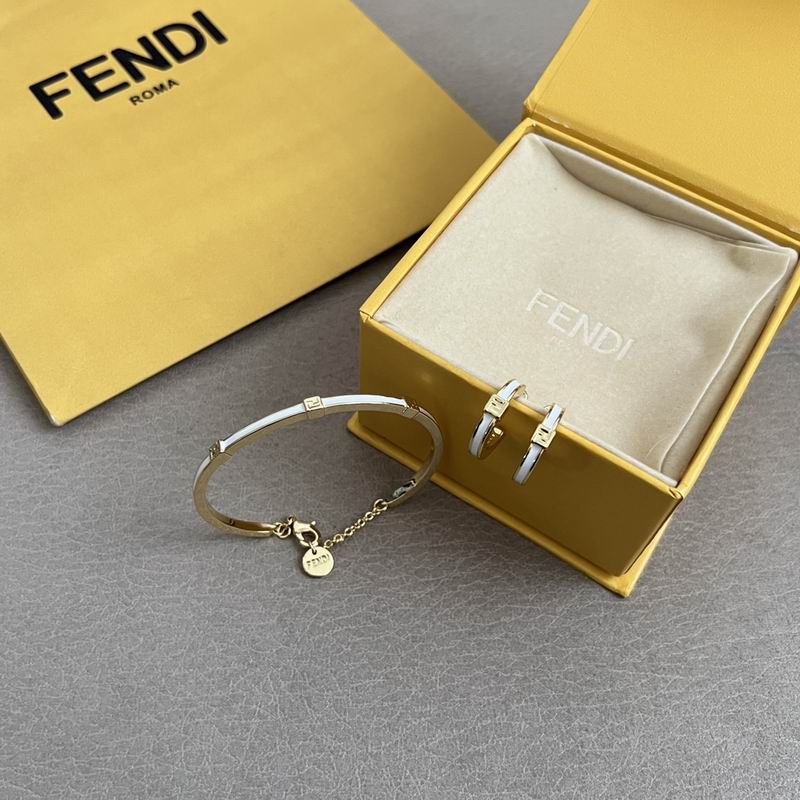 Fendi bracelet 12yxx05 (3)