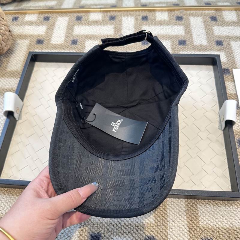 Fendi cap (1025)