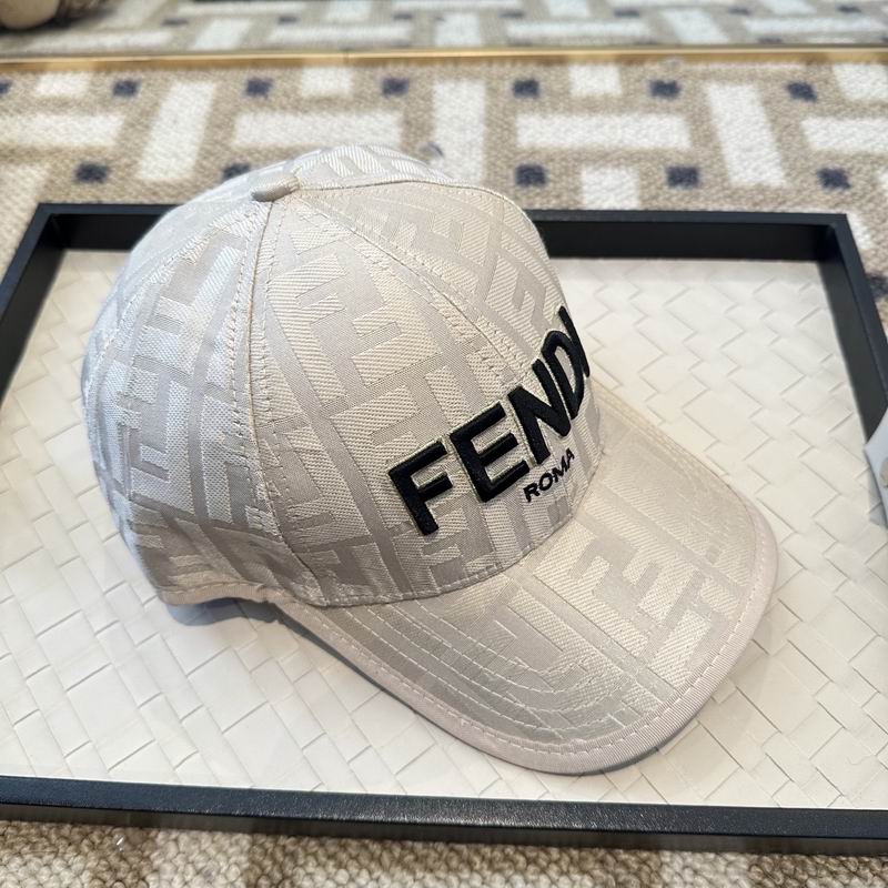 Fendi cap (1040)
