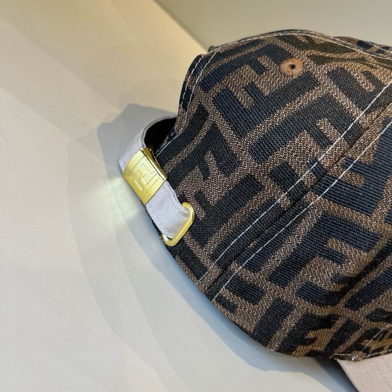 Fendi cap (1668)