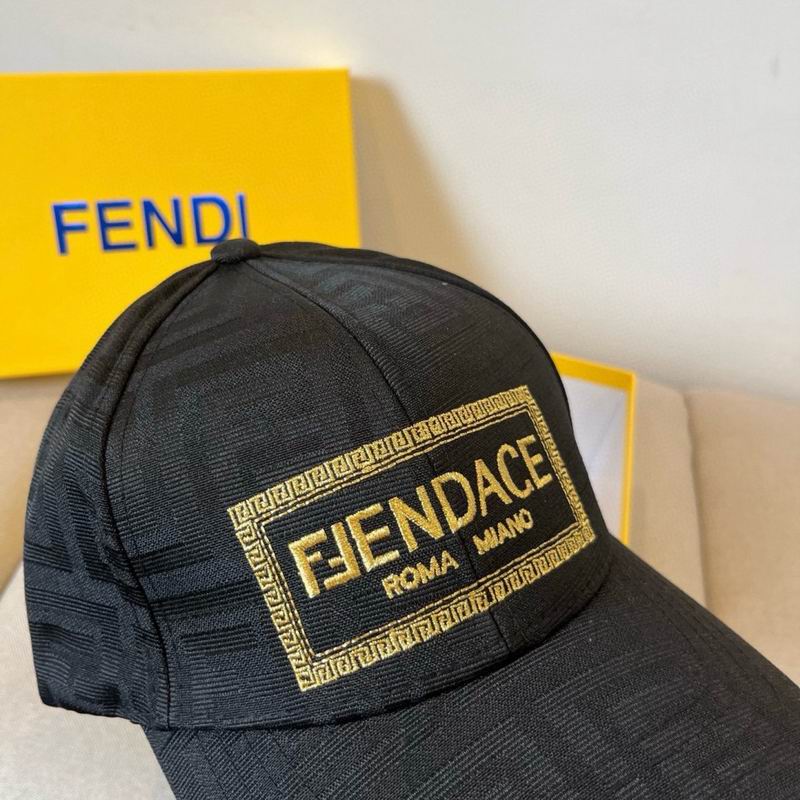 Fendi cap (1678)