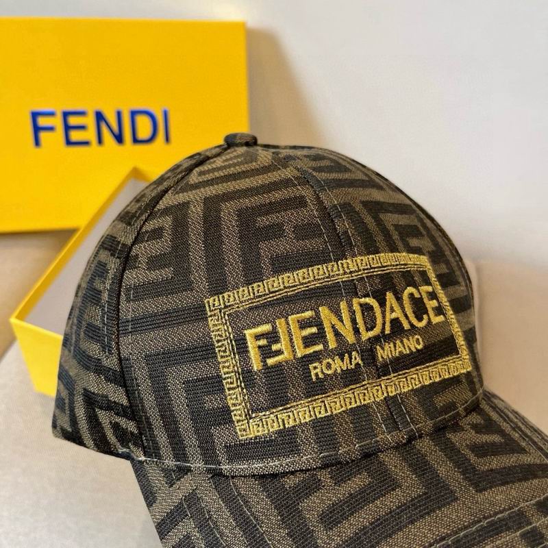 Fendi cap (1686)