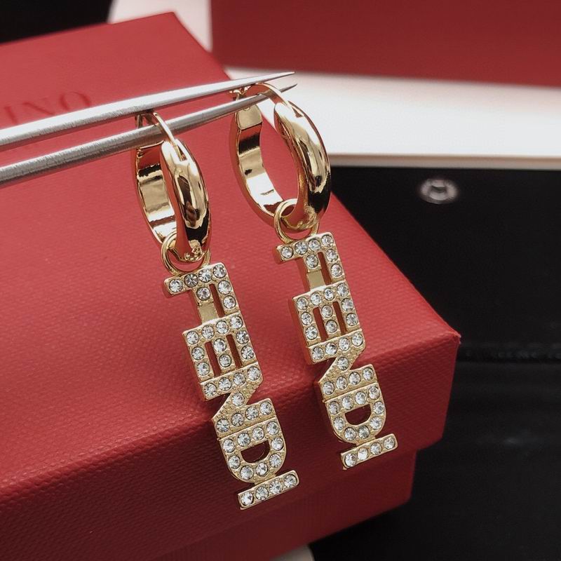 Fendi earring 01yxx28 (1)