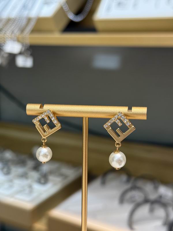 Fendi earring 01yxx30 (1)