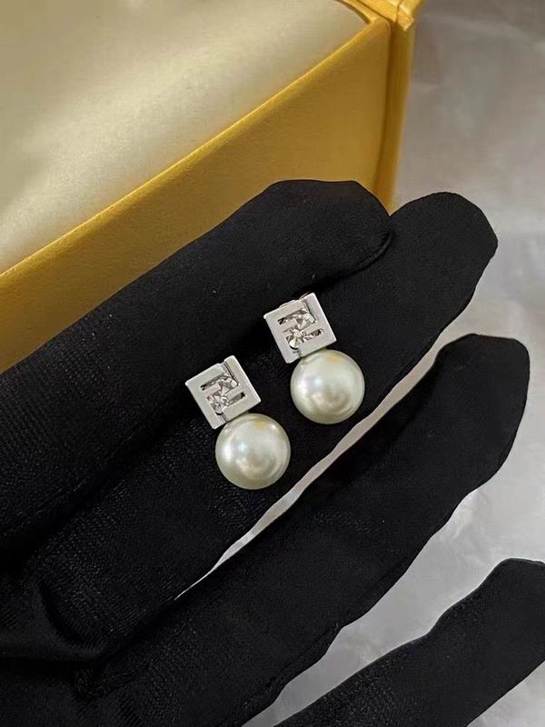 Fendi earring 12yxx18 (2)