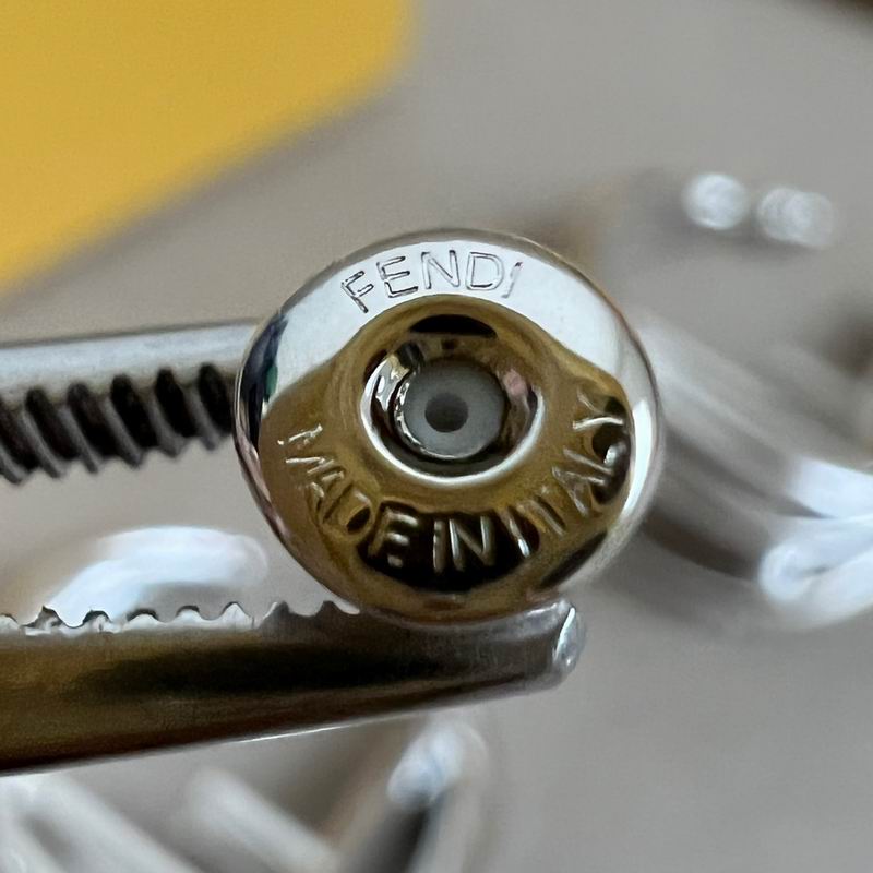Fendi earring 12yxx27 (14)