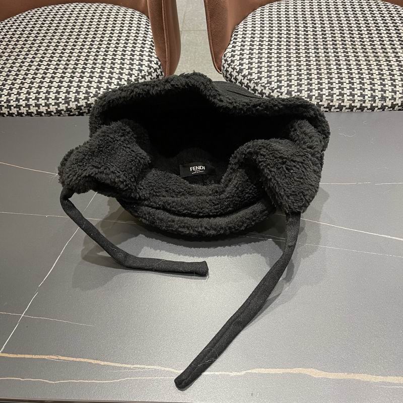 Fendi hat (111)