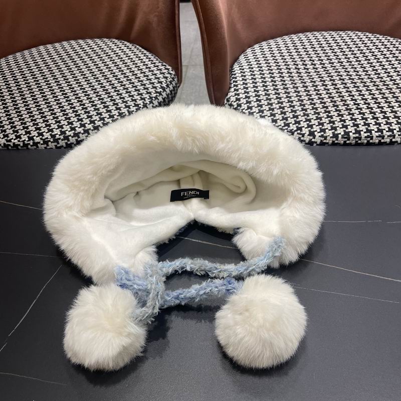 Fendi hat (3250)