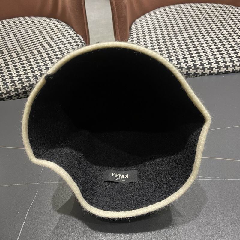 Fendi hat (477)