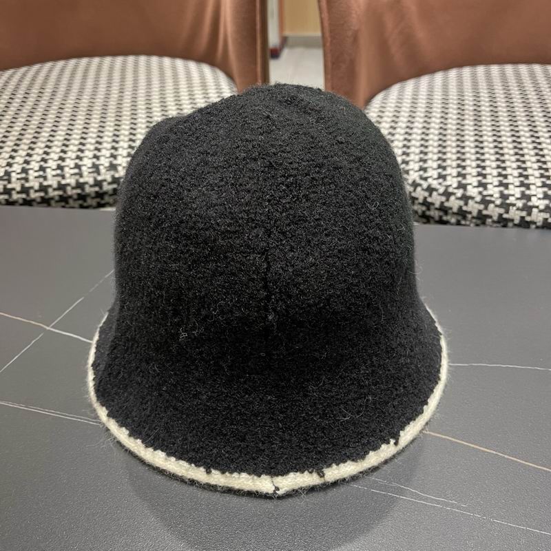 Fendi hat (481)