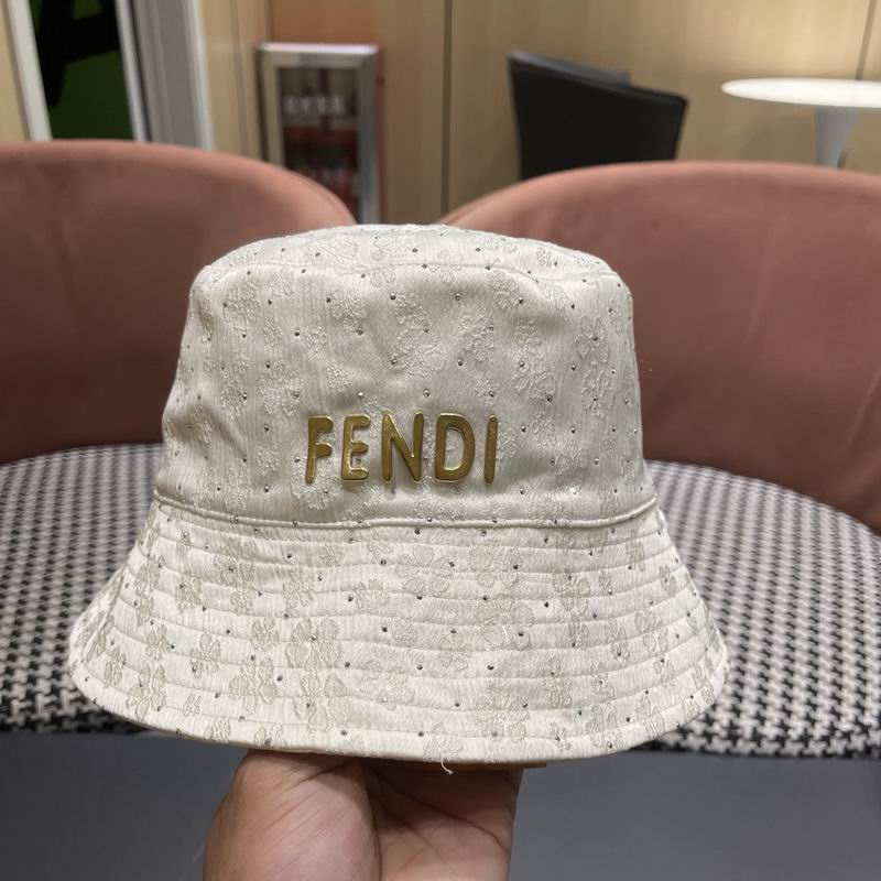 Fendi hat (671)