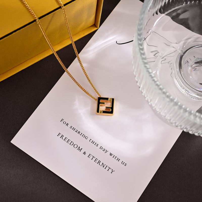 Fendi necklace 01yxx03 (2)