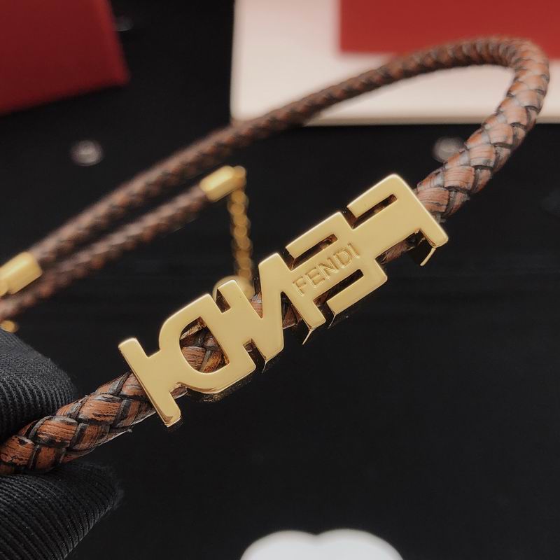 Fendi necklace 01yxx04 (4)