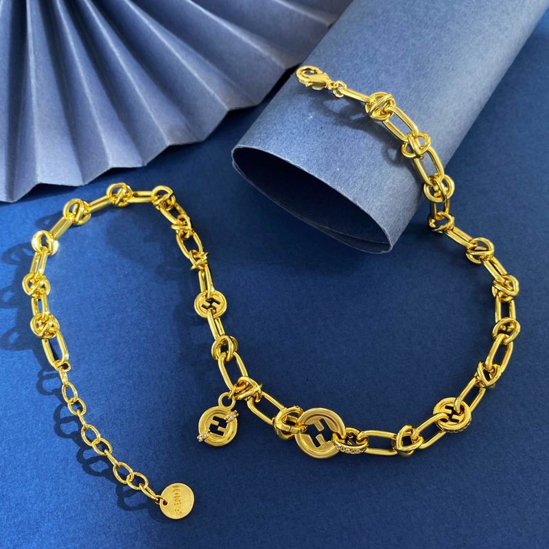 Fendi necklace 11yxx01 (4)