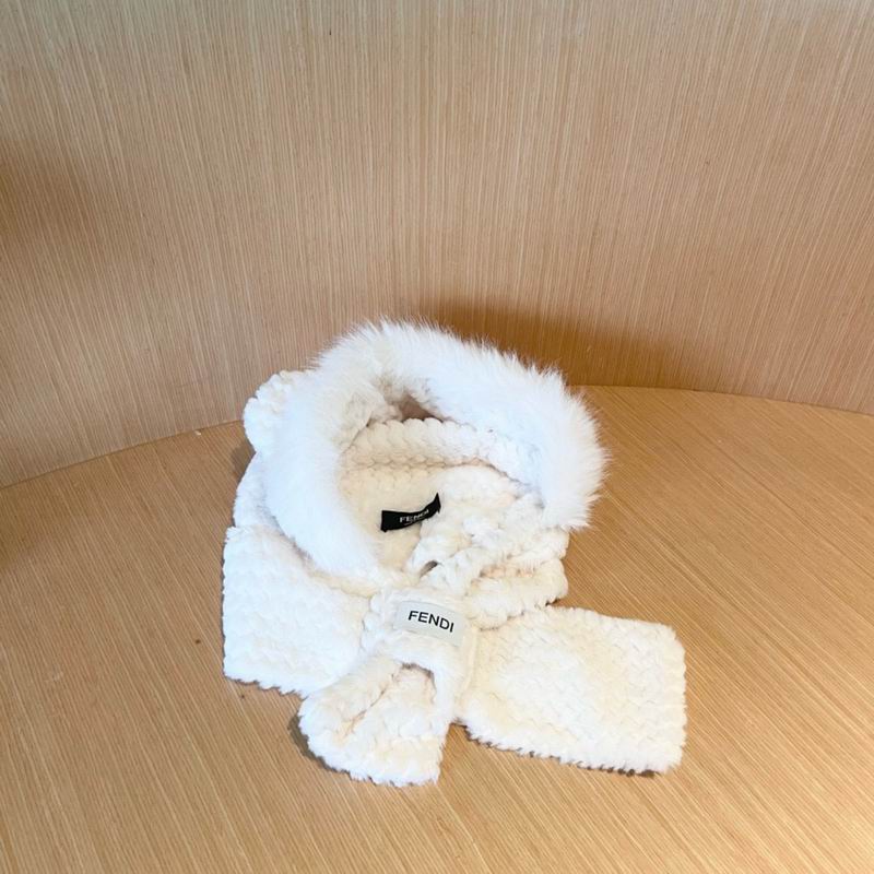 Fendi scarf hat (532)