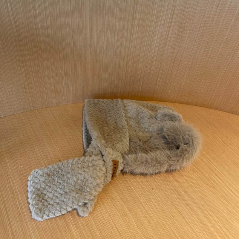 Fendi scarf hat (542)