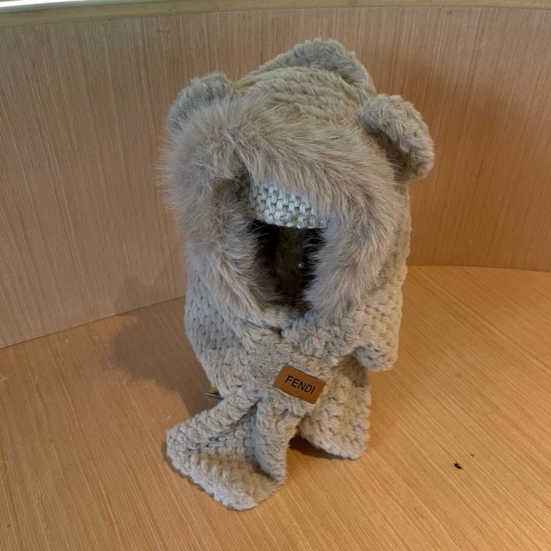 Fendi scarf hat (544)