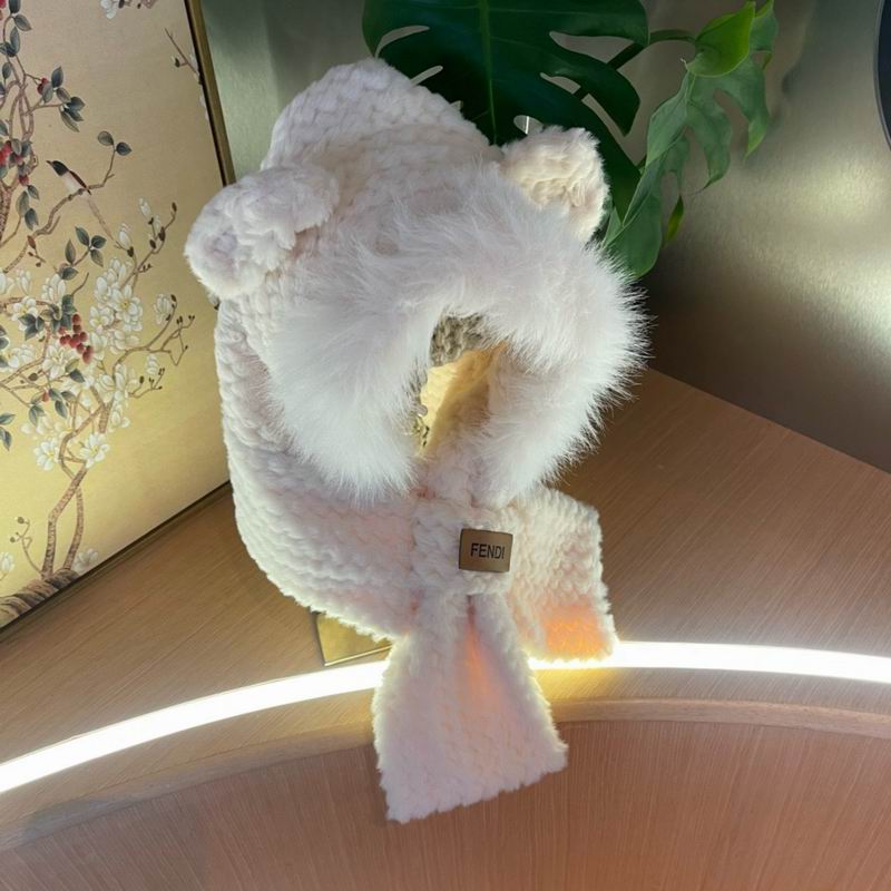 Fendi scarf hat (557)