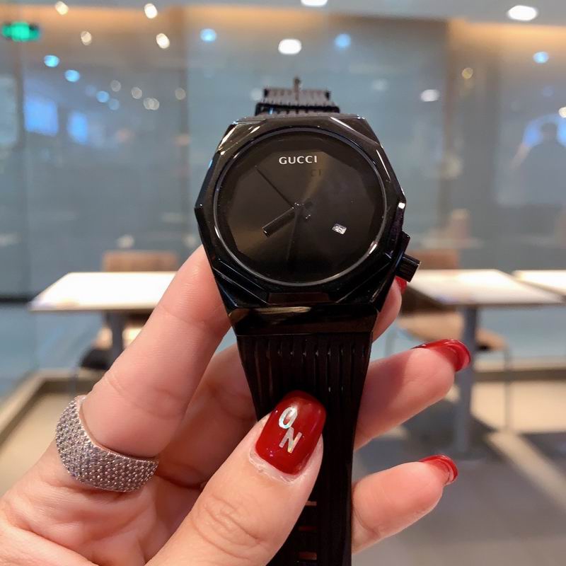 Gucci 41mm 18 (10)