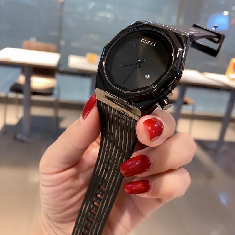 Gucci 41mm 18 (12)