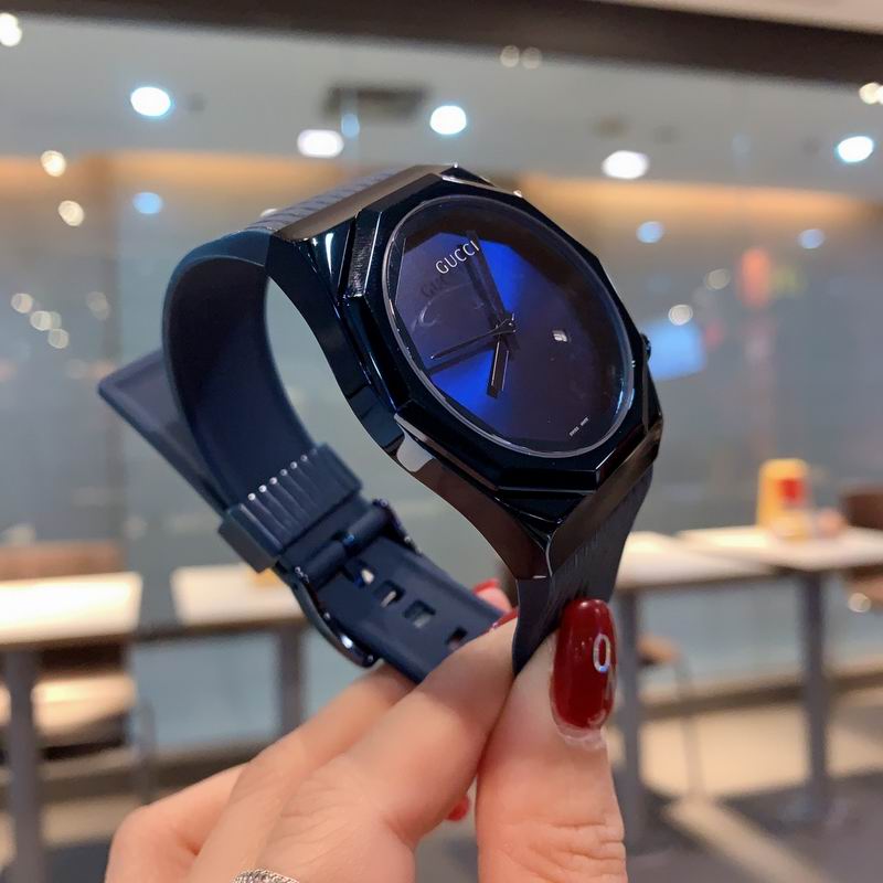 Gucci 41mm 18 (2)