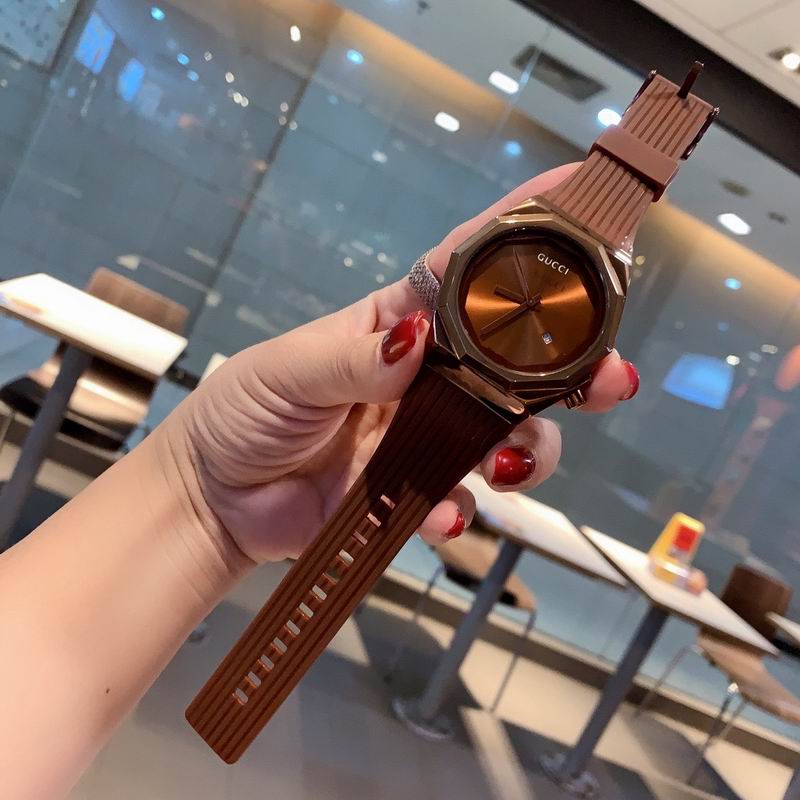 Gucci 41mm 18 (7)