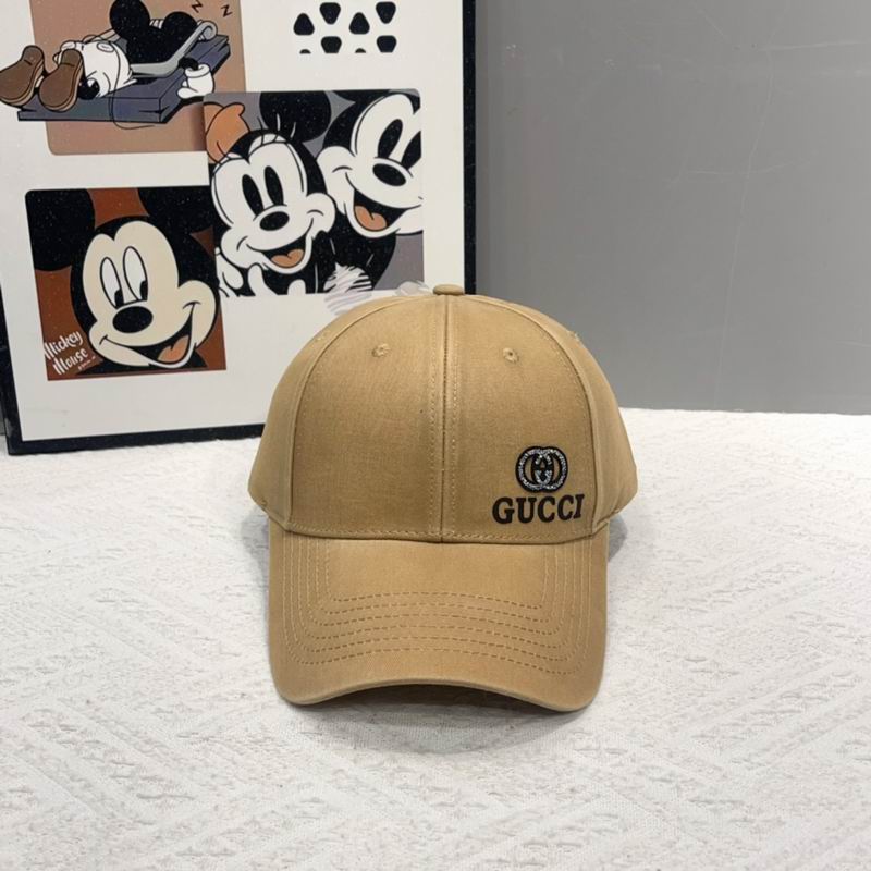 Gucci Cap (976)
