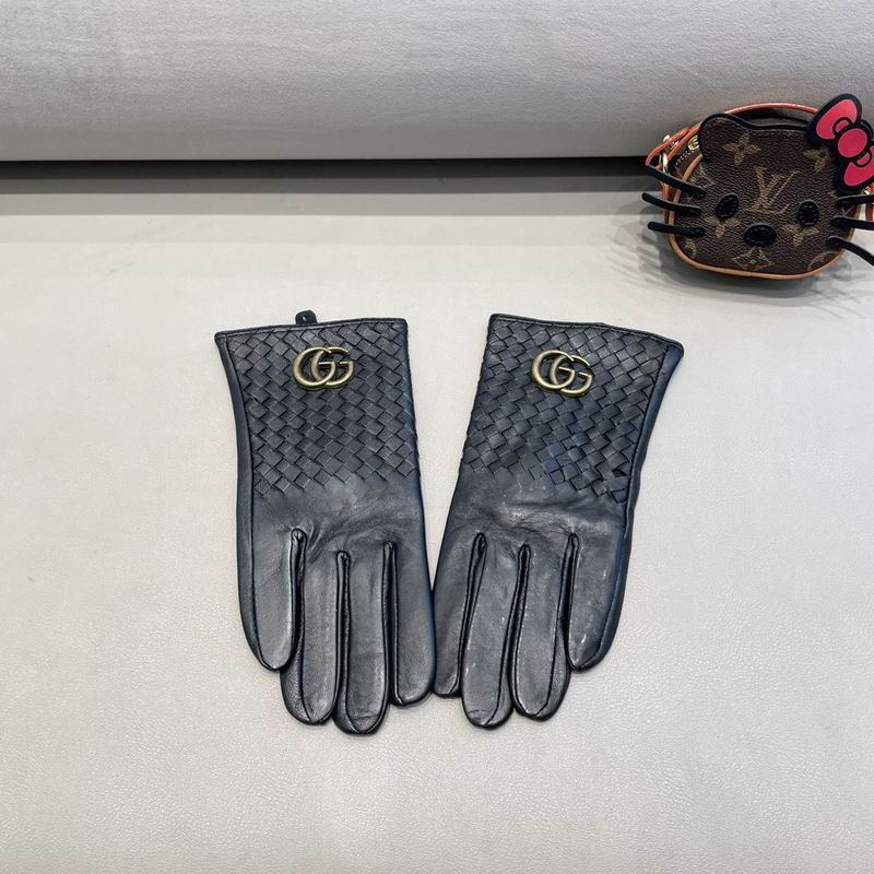 Gucci Gloves 18 (1)
