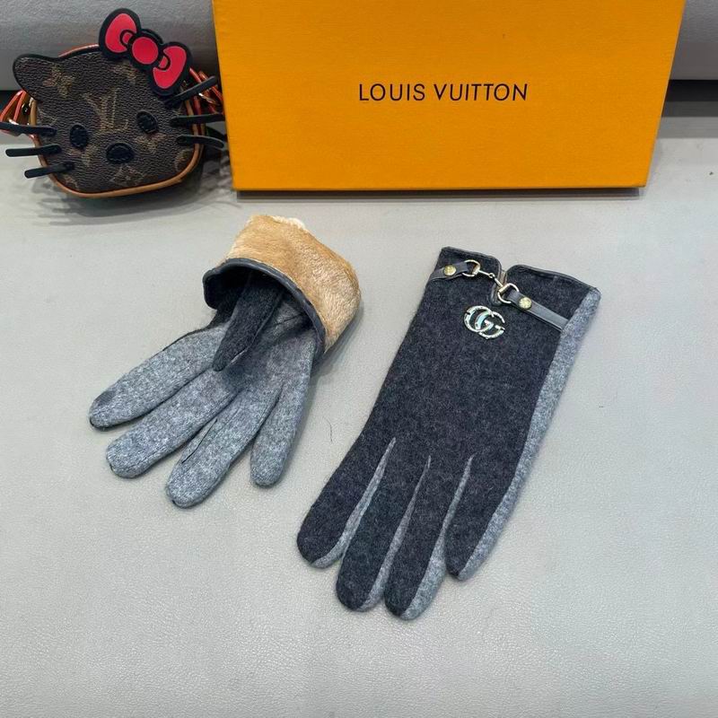 Gucci Gloves 19 (8)