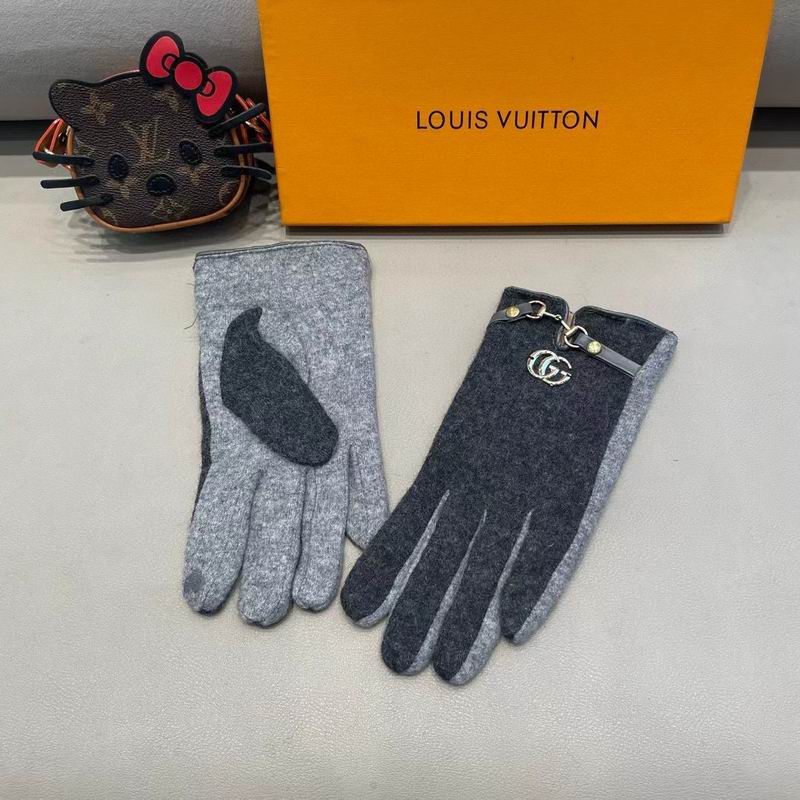 Gucci Gloves 19 (9)